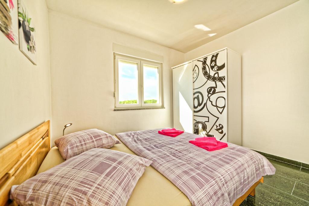 Apartment Una 2 Πούλα Εξωτερικό φωτογραφία