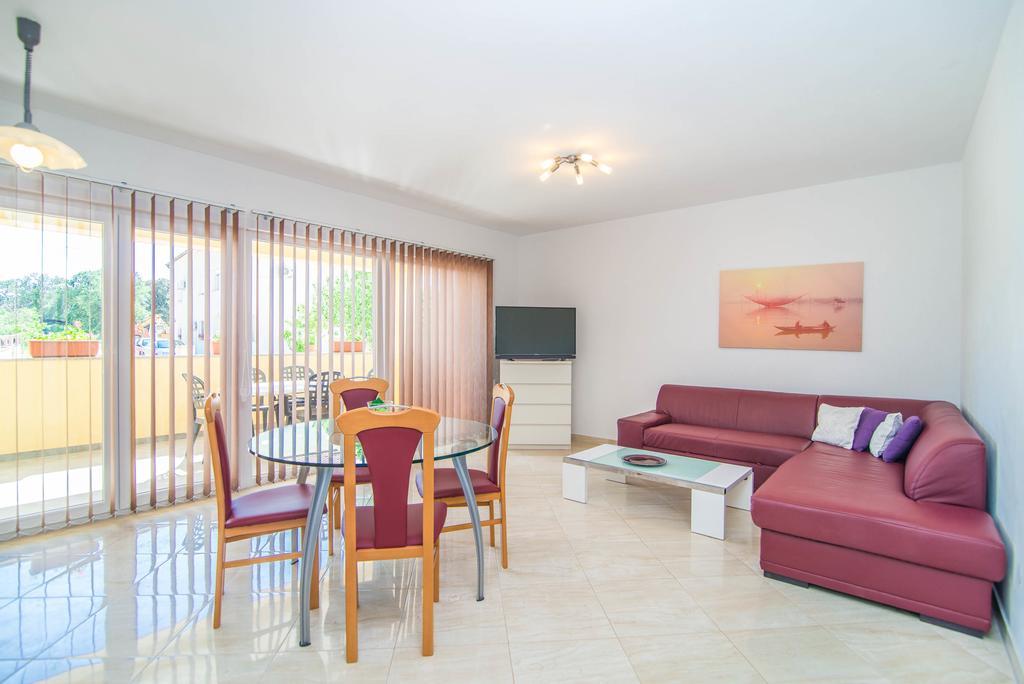 Apartment Una 2 Πούλα Εξωτερικό φωτογραφία